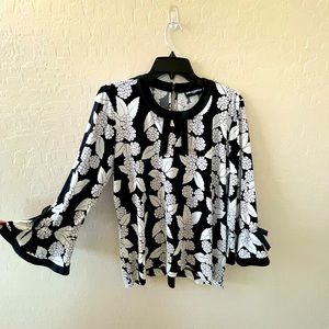 Karl Lagerfeld Paris Womans Blouse Black White Floral Flounce Sleeve Bow Medium